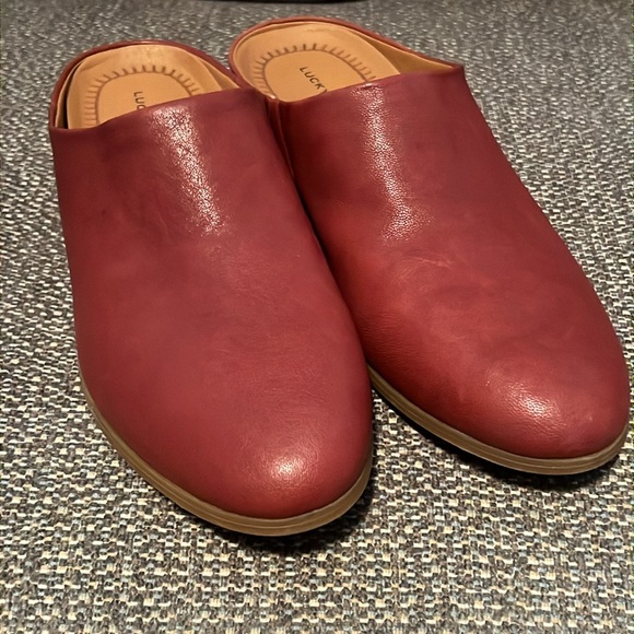 Lucky Brand clogs - Picture 3 of 4